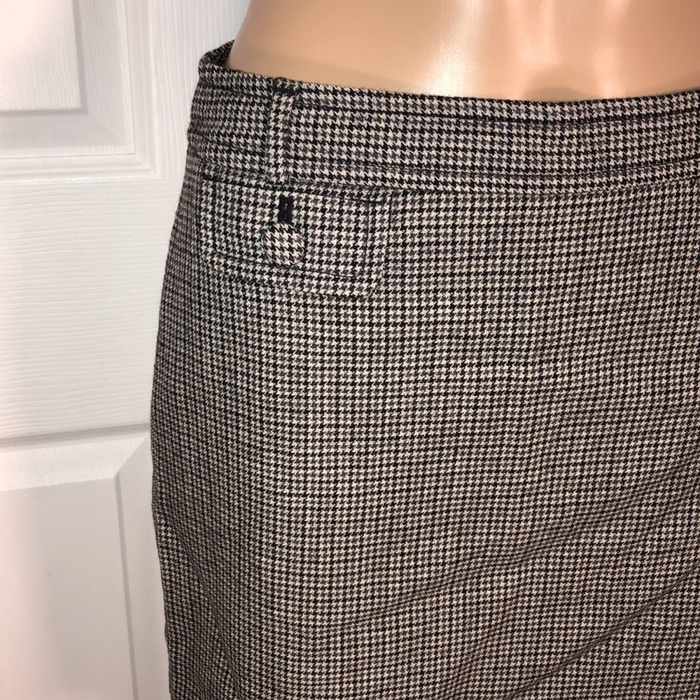 Banana Republic Black & Grey Wool Skirt 0 - Picture 2 of 5